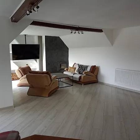 Lodge Nadbrzegiem Szczycionek - Caloroczne Nad Jeziorem Szczytno (Warmian-Masurian)