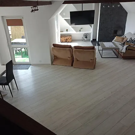 Lodge Nadbrzegiem Szczycionek - Caloroczne Nad Jeziorem *