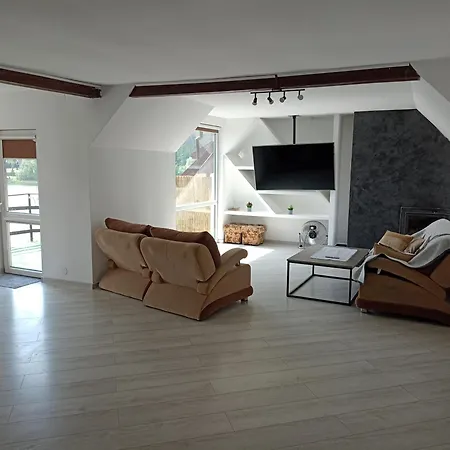 Nadbrzegiem Szczycionek - Caloroczne Nad Jeziorem