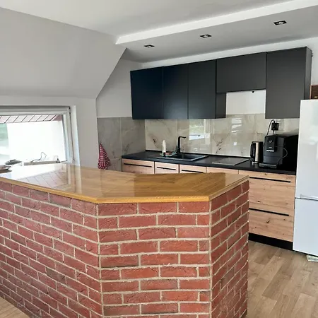 Nadbrzegiem Szczycionek - Caloroczne Nad Jeziorem *