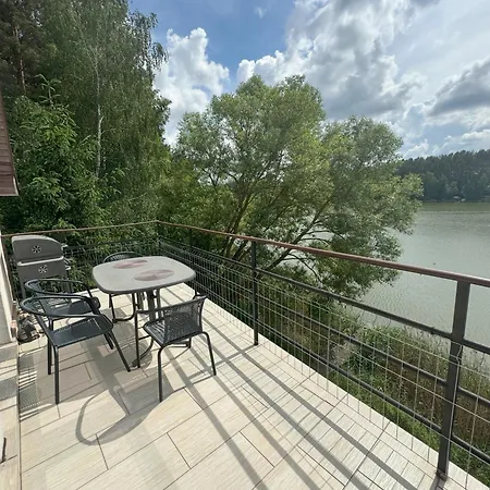 Nadbrzegiem Szczycionek - Caloroczne Nad Jeziorem Lodge *