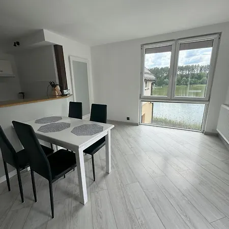 Nadbrzegiem Szczycionek - Caloroczne Nad Jeziorem *