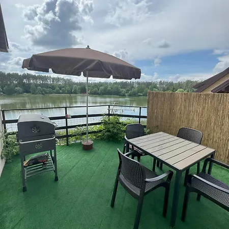 Lodge Nadbrzegiem Szczycionek - Caloroczne Nad Jeziorem