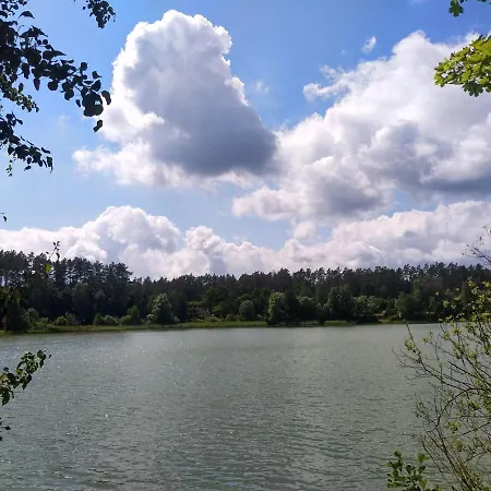 Nadbrzegiem Szczycionek - Caloroczne Nad Jeziorem Lodge Szczytno (Warmian-Masurian)