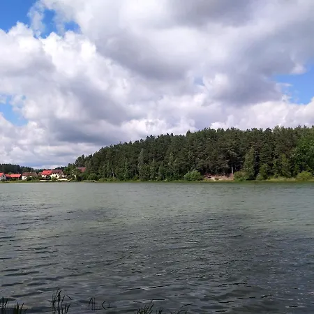 Nadbrzegiem Szczycionek - Caloroczne Nad Jeziorem Lodge *